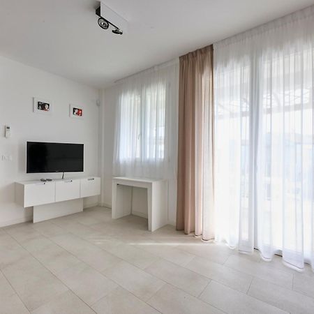 לידו די ג'סולו Les Maisons Apartments מראה חיצוני תמונה